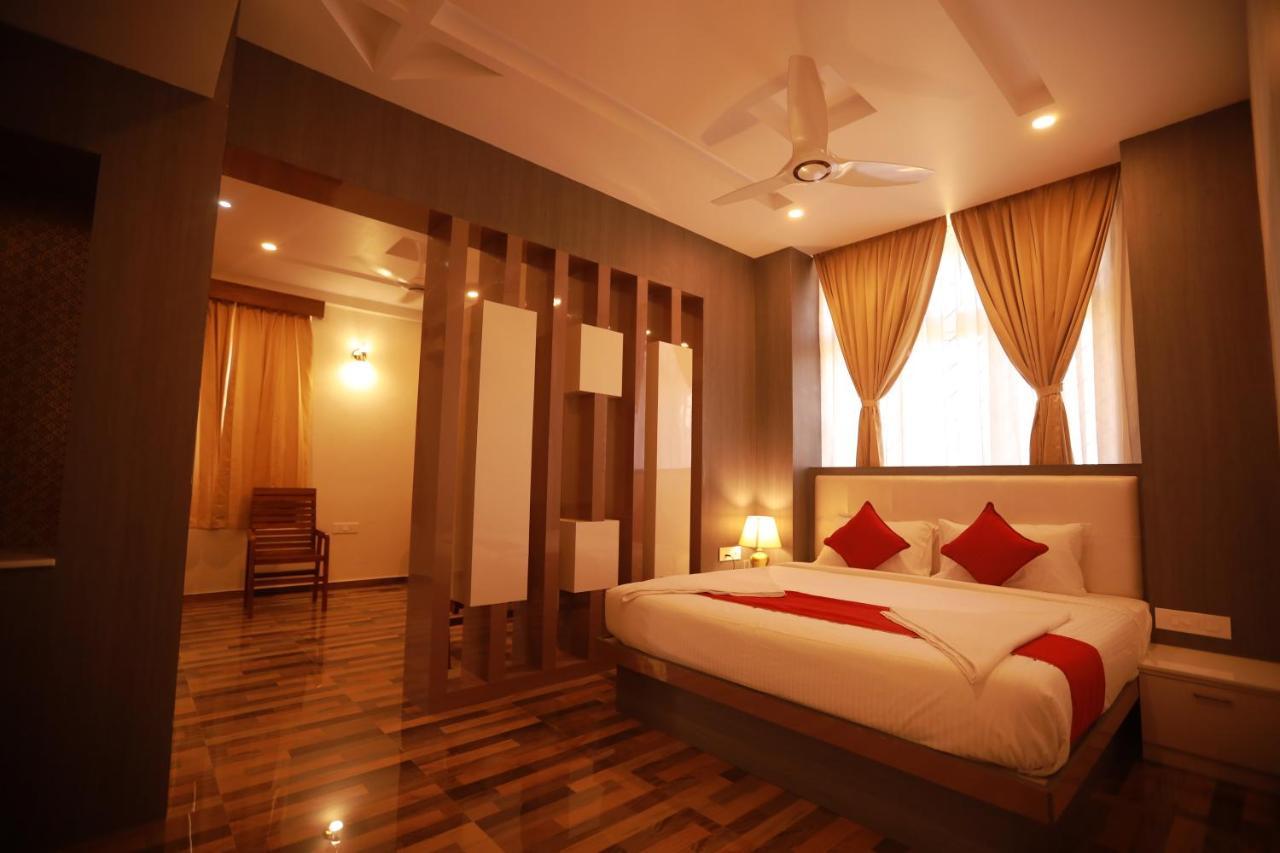 Sree Bharat Residency Alāndurai Exterior foto