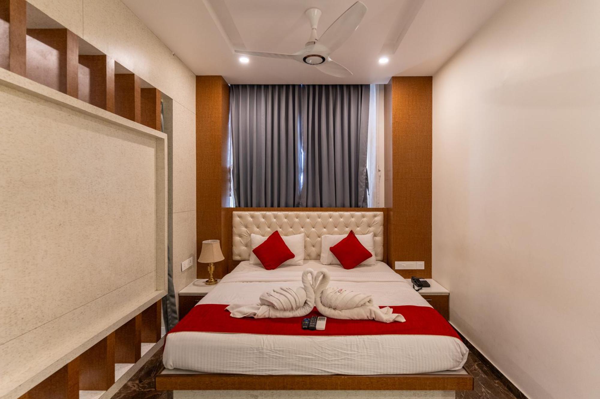 Sree Bharat Residency Alāndurai Exterior foto